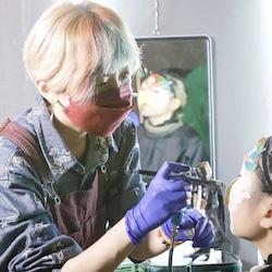 おかだかいり。